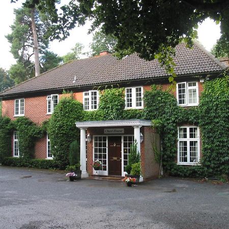 Chart House Bed And Breakfast Dorking Exterior foto